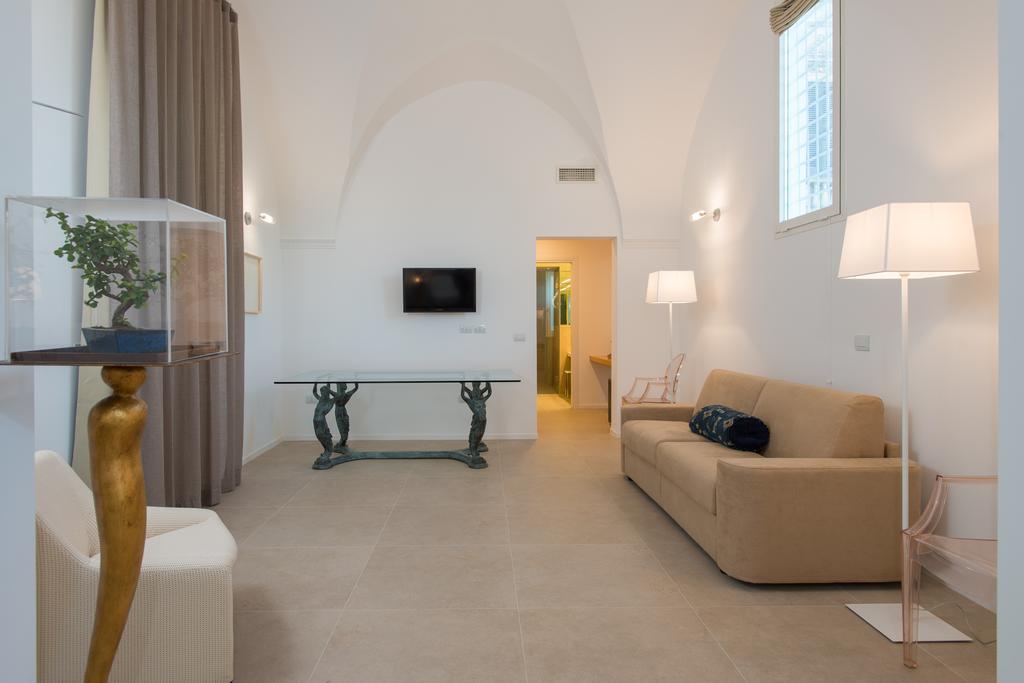Le Bifore Charming House Лечче Экстерьер фото