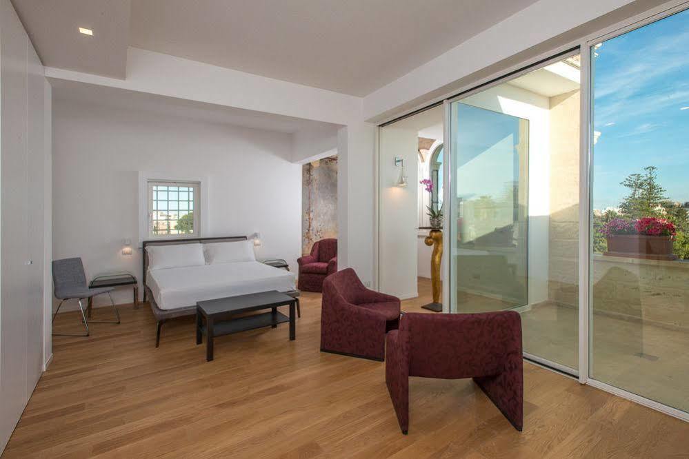 Le Bifore Charming House Лечче Экстерьер фото